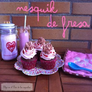 Receta Cupcakes de chocolate y fresa con frosting de nesquik de fresa