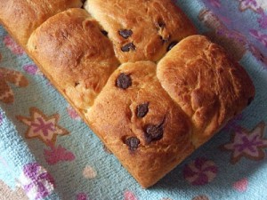 Receta CWK: BRIOCHE CON PERLITAS DE CHOCOLATE