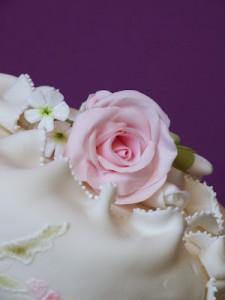 Receta TARTA Y BOUQUET DE FLORES PARA UNA BODA