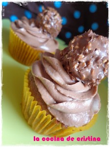 Receta CUPCAKE DE BOMBONES ROCHER