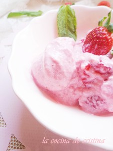 Receta HELADO DE FRESA LIGHT